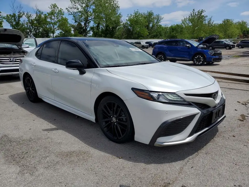 2021 TOYOTA CAMRY XSE V6  