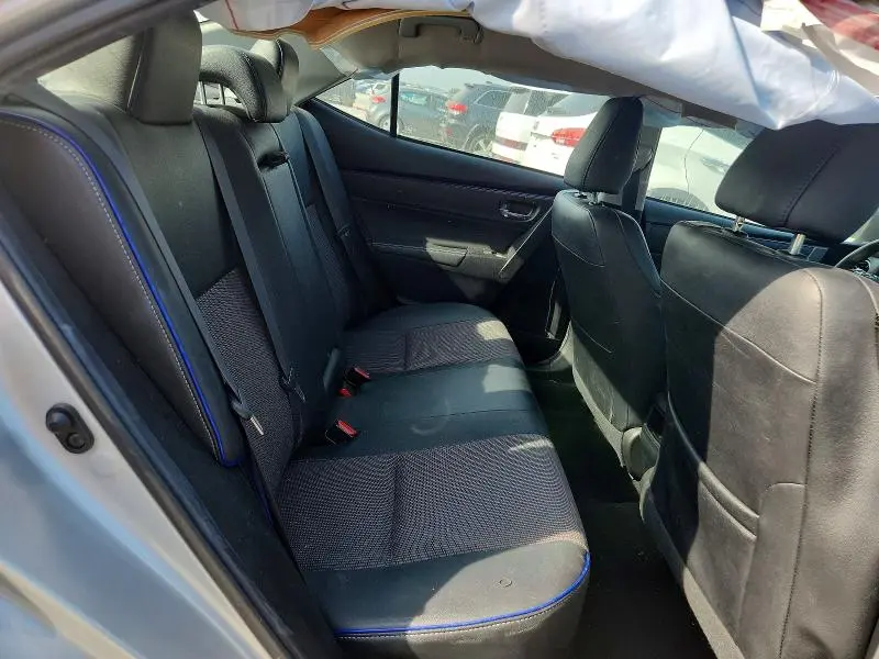 2018 TOYOTA COROLLA SE  