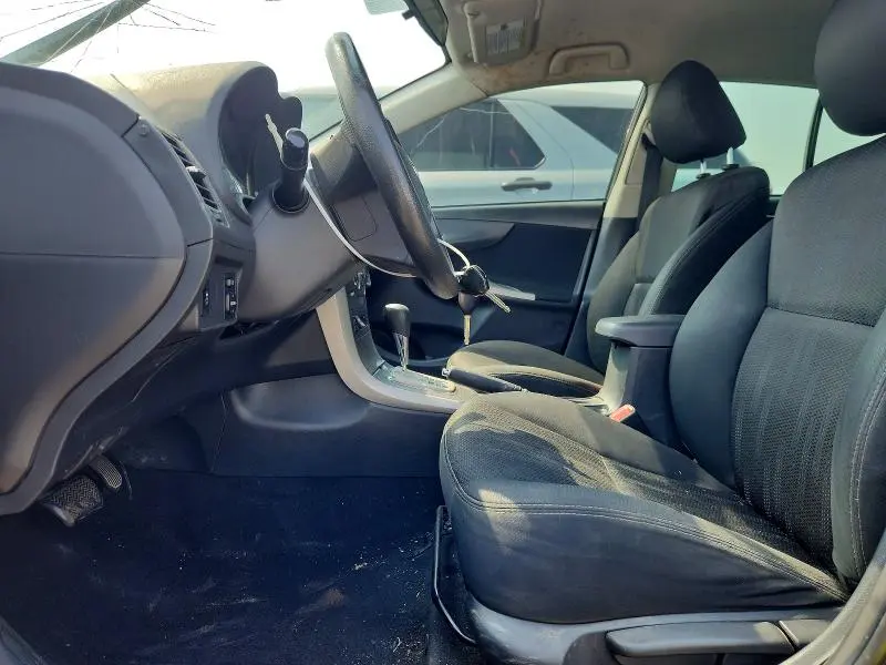 2013 TOYOTA COROLLA S  