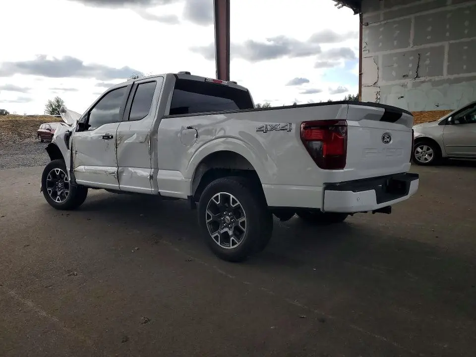 2024 FORD F150 STX  