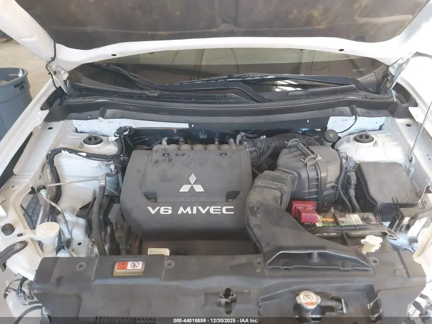 2014 MITSUBISHI OUTLANDER GT