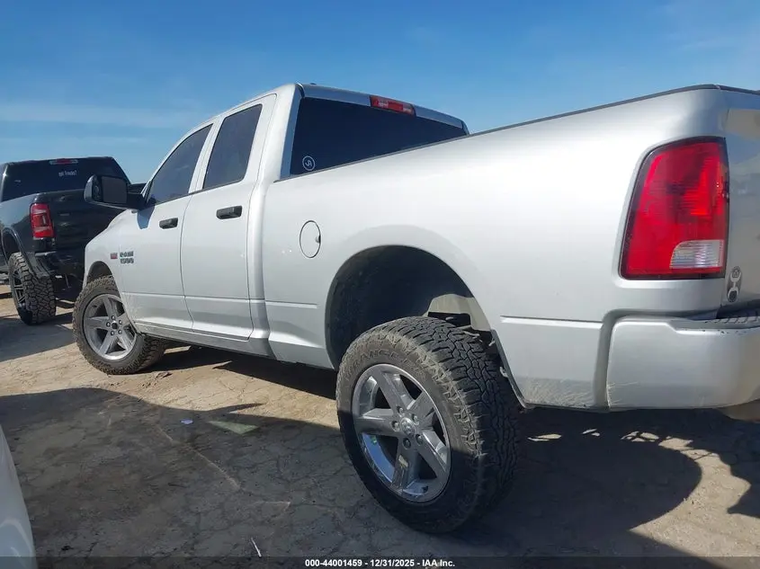 2015 RAM 1500 EXPRESS