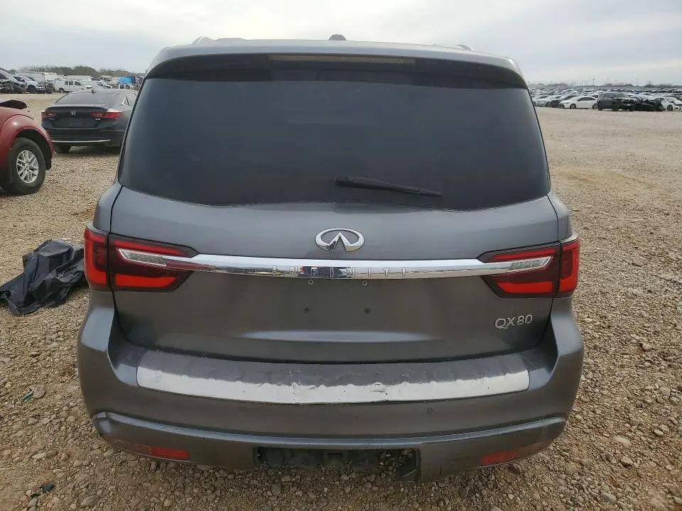 2021 INFINITI QX80 LUXE  