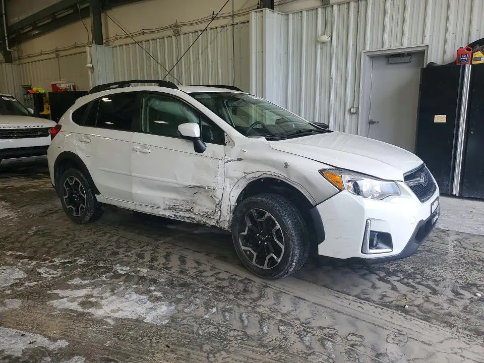 2017 SUBARU CROSSTREK LIMITED  