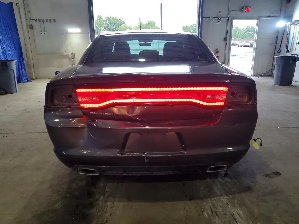 2014 DODGE CHARGER SE  