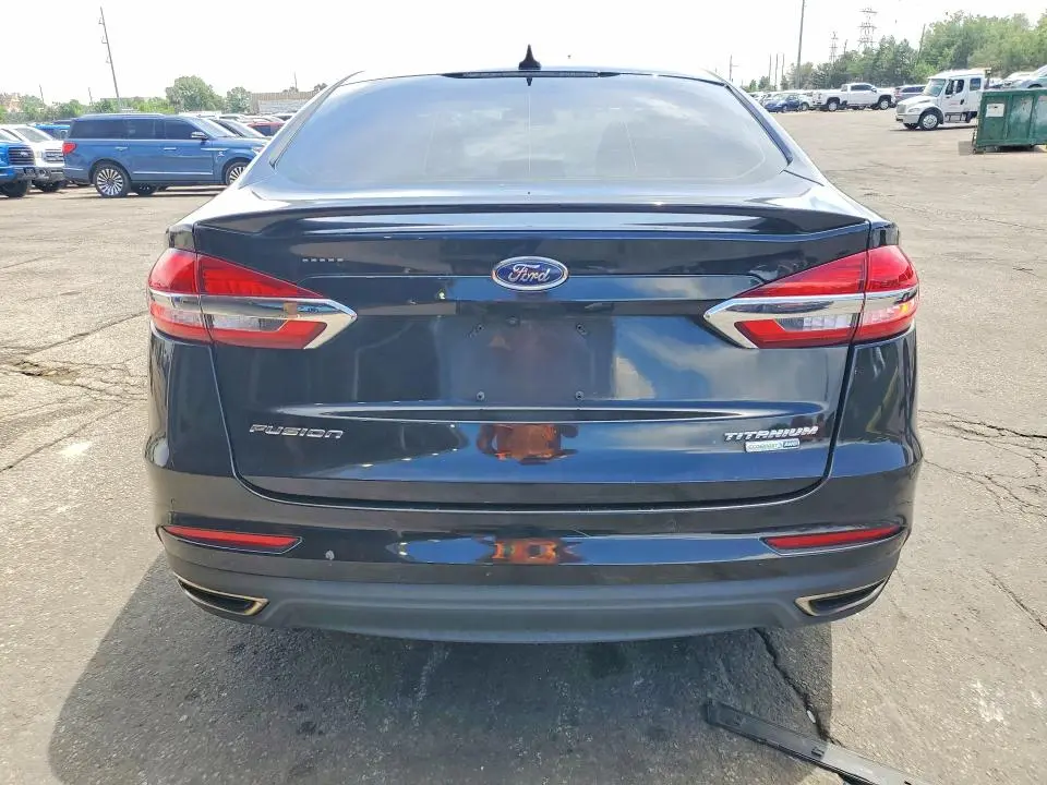2019 FORD FUSION TITANIUM  