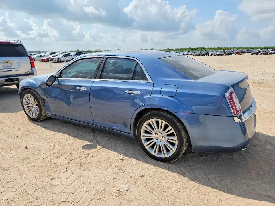 2011 CHRYSLER 300 LIMITED  