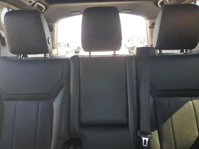2017 LAND ROVER DISCOVERY SE  