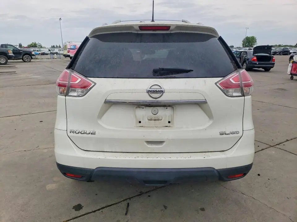 2015 NISSAN ROGUE S  