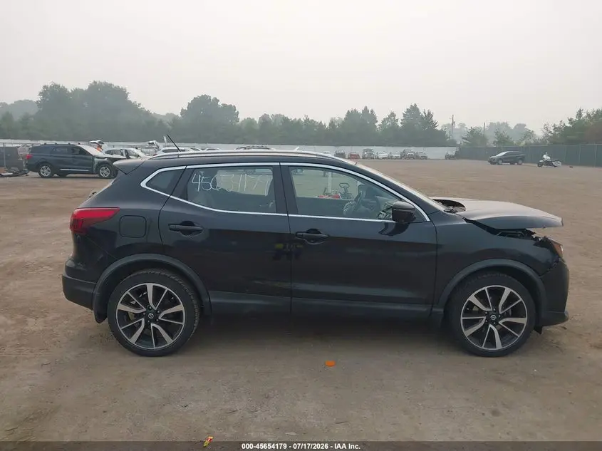 2018 NISSAN ROGUE SPORT SL