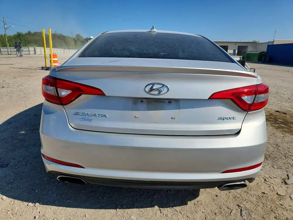 2015 HYUNDAI SONATA SPORT  