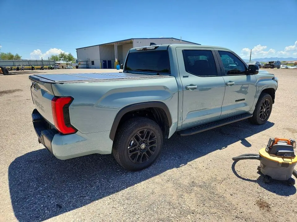 2025 TOYOTA TUNDRA LIMITED  