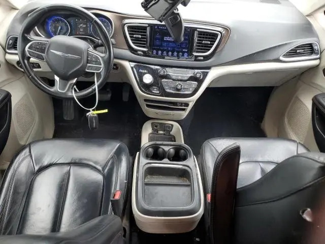2017 CHRYSLER PACIFICA TOURING L  