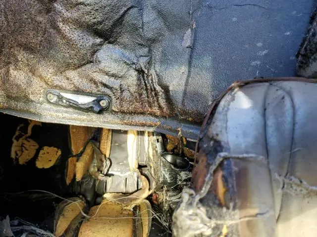 2010 TOYOTA HIGHLANDER LIMITED  