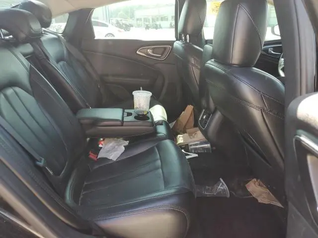 2017 CHRYSLER 200 LIMITED  
