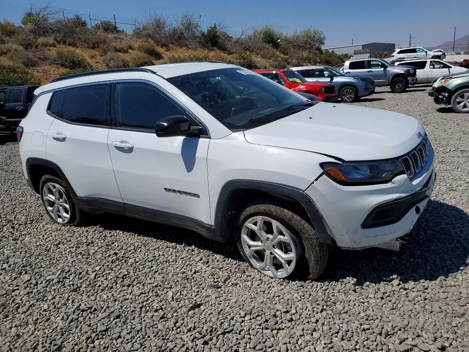2024 JEEP COMPASS LATITUDE  