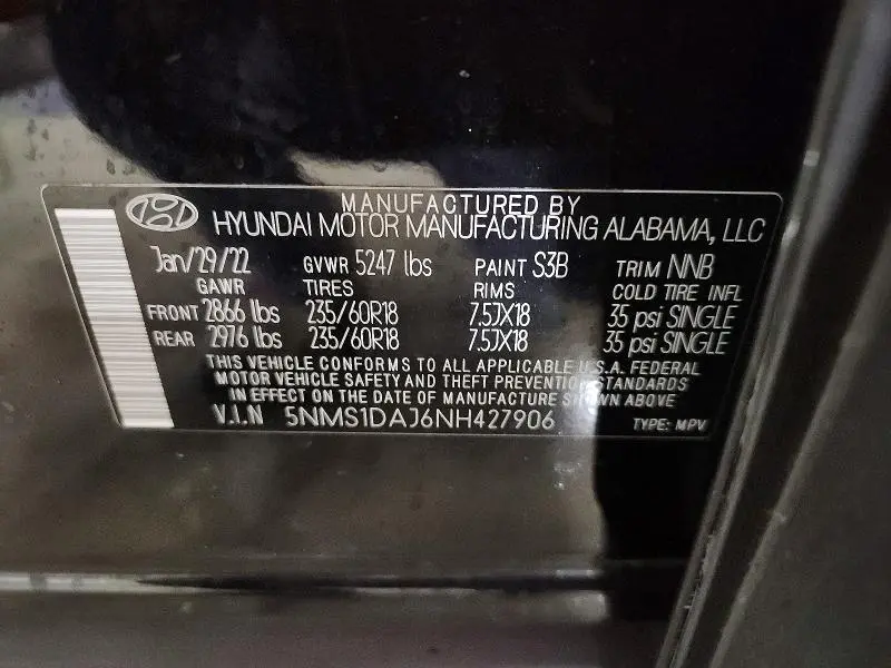 2022 HYUNDAI SANTA FE SE  