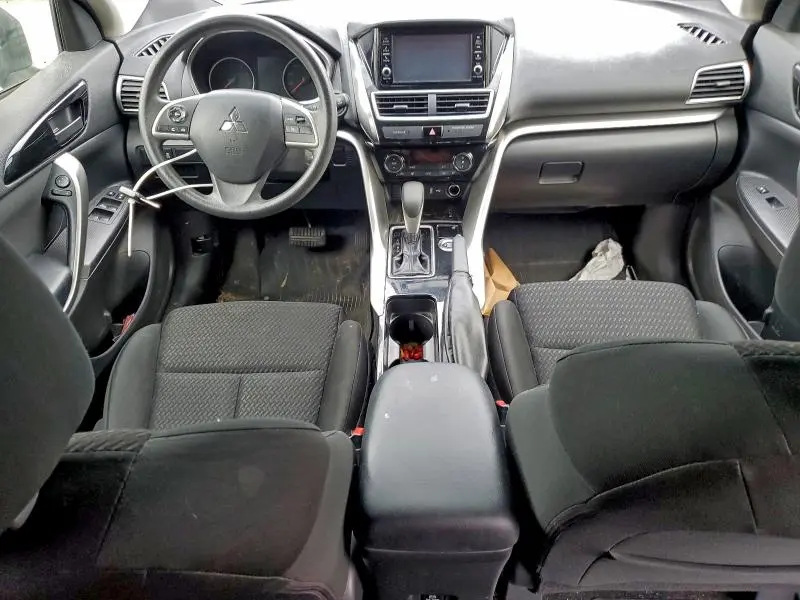 2019 MITSUBISHI ECLIPSE CROSS ES  