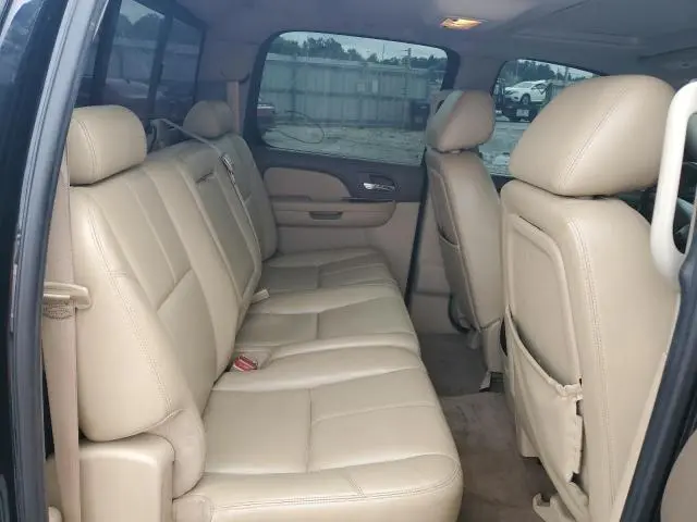 2011 CHEVROLET SILVERADO C1500 LTZ  
