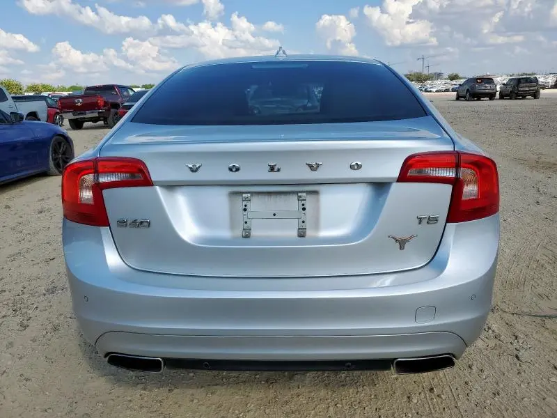 2015 VOLVO S60 PREMIER  