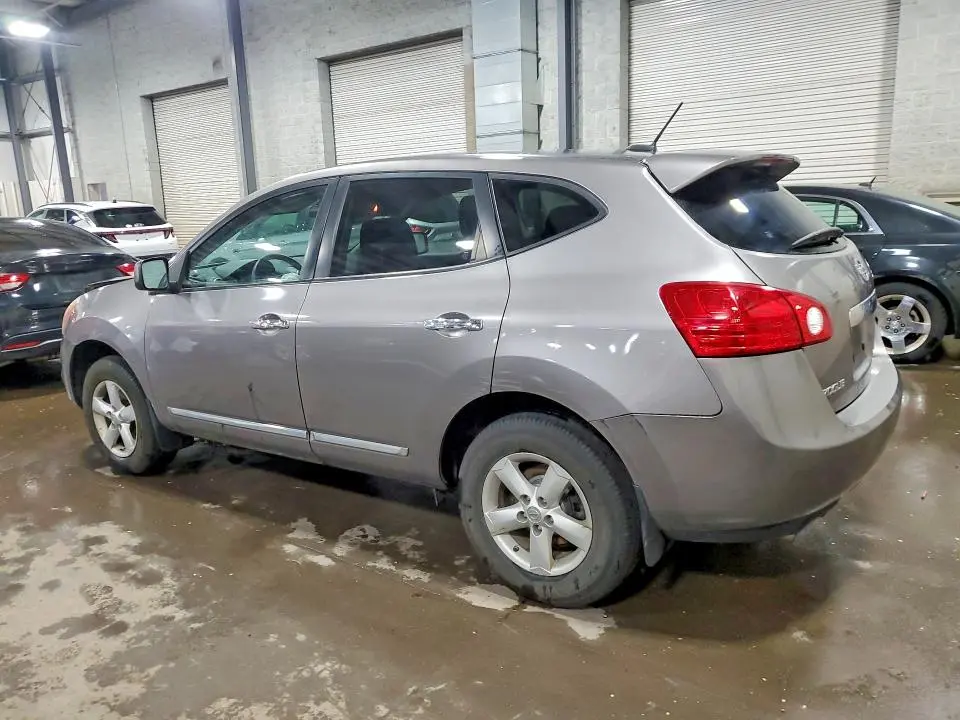 2013 NISSAN ROGUE S  