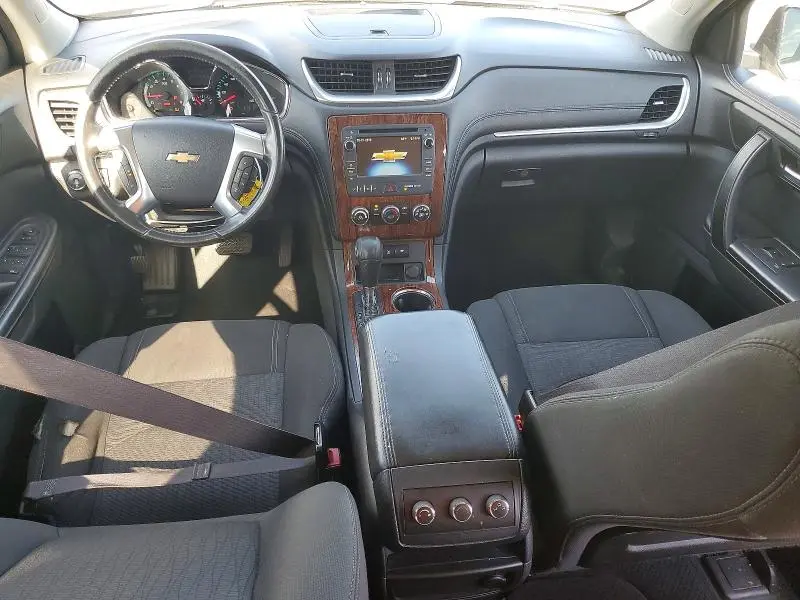 2013 CHEVROLET TRAVERSE LT  