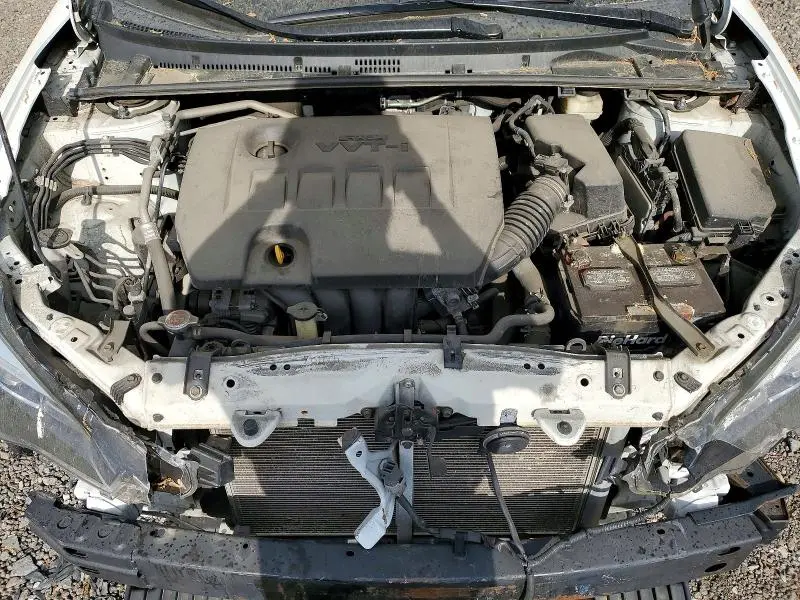 2017 TOYOTA COROLLA SE  