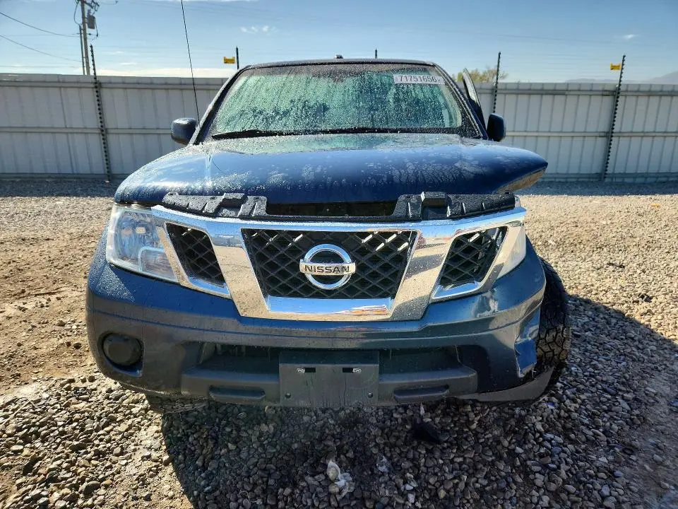 2016 NISSAN FRONTIER SV  