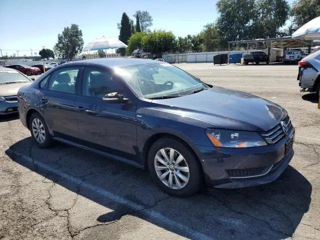 2014 VOLKSWAGEN PASSAT S  