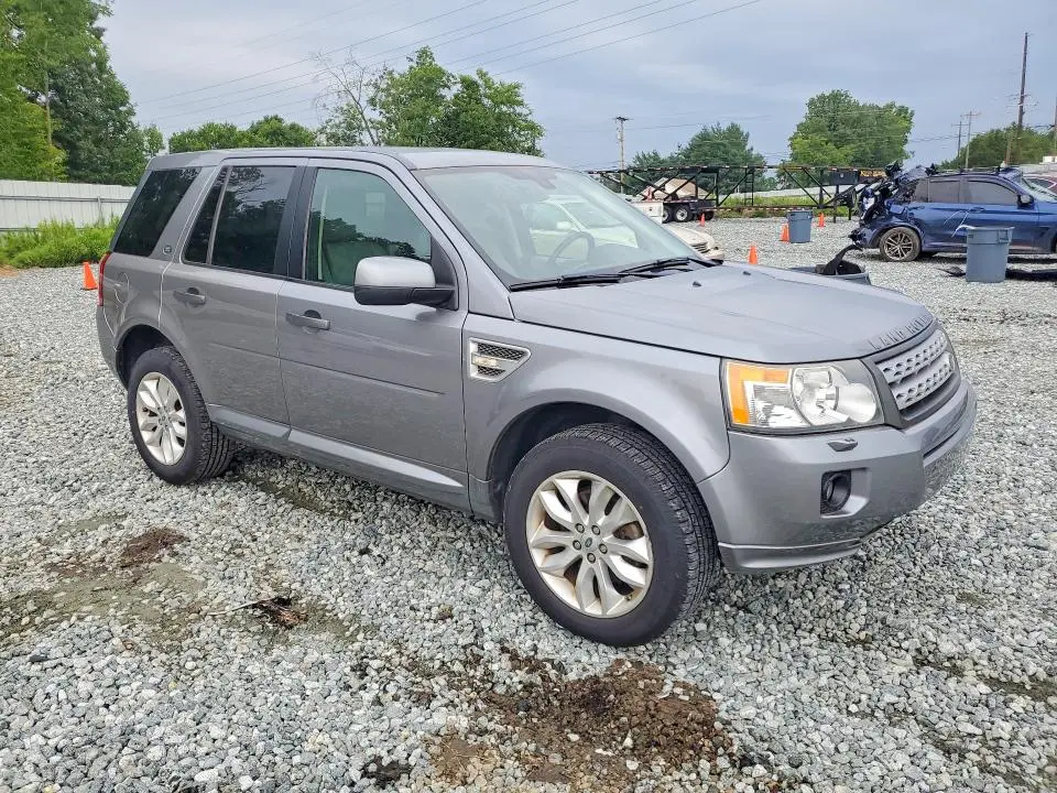 2011 LAND ROVER LR2 HSE  