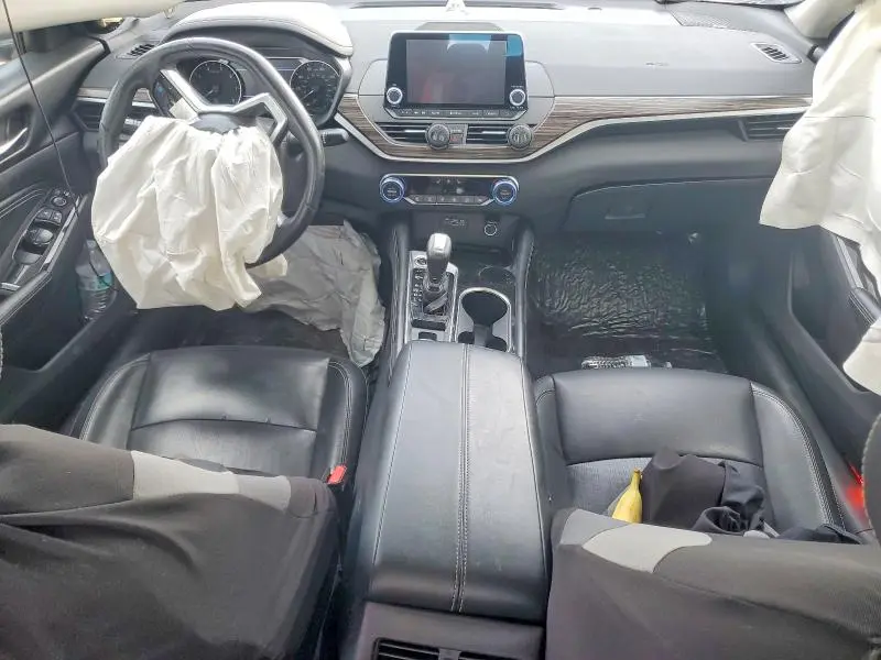 2020 NISSAN ALTIMA SL  