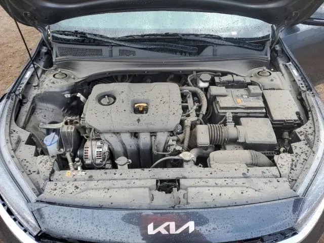 2024 KIA FORTE GT LINE  