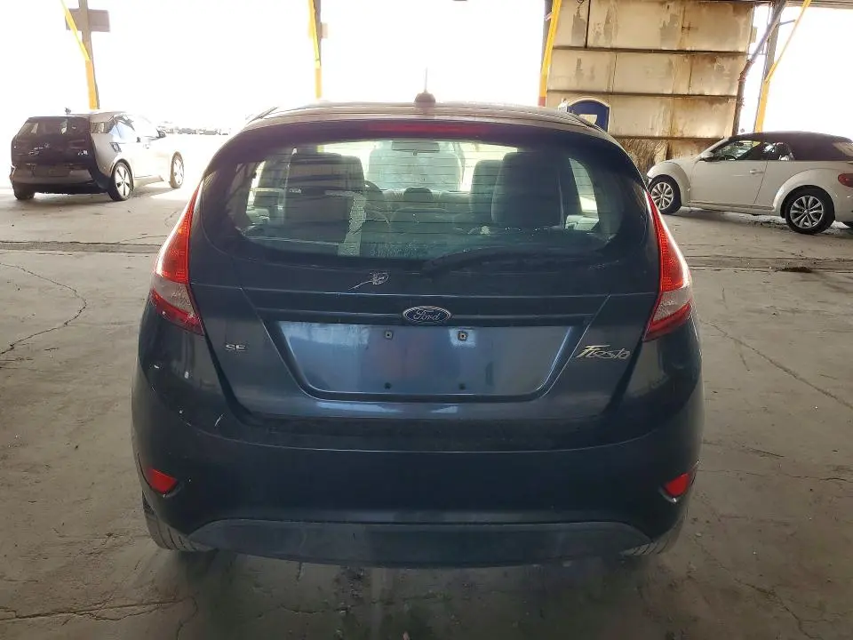 2011 FORD FIESTA SE  