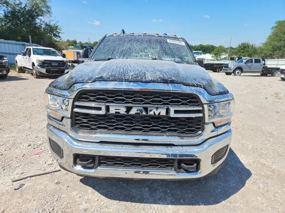 2023 RAM 3500 TRADESMAN  