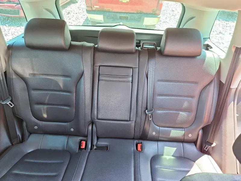 2013 VOLKSWAGEN TOUAREG V6  