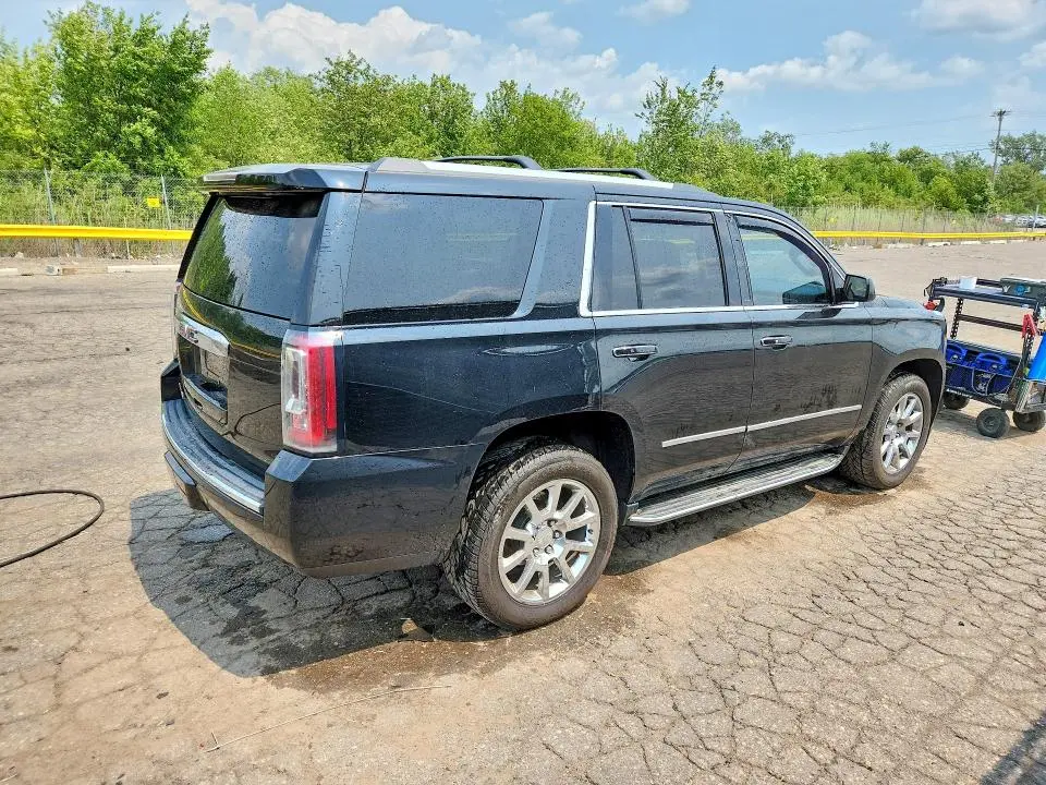 2015 GMC YUKON DENALI  