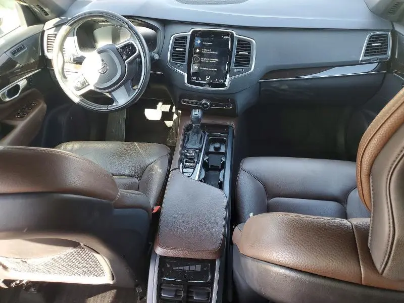 2019 VOLVO XC90 T6 MOMENTUM  
