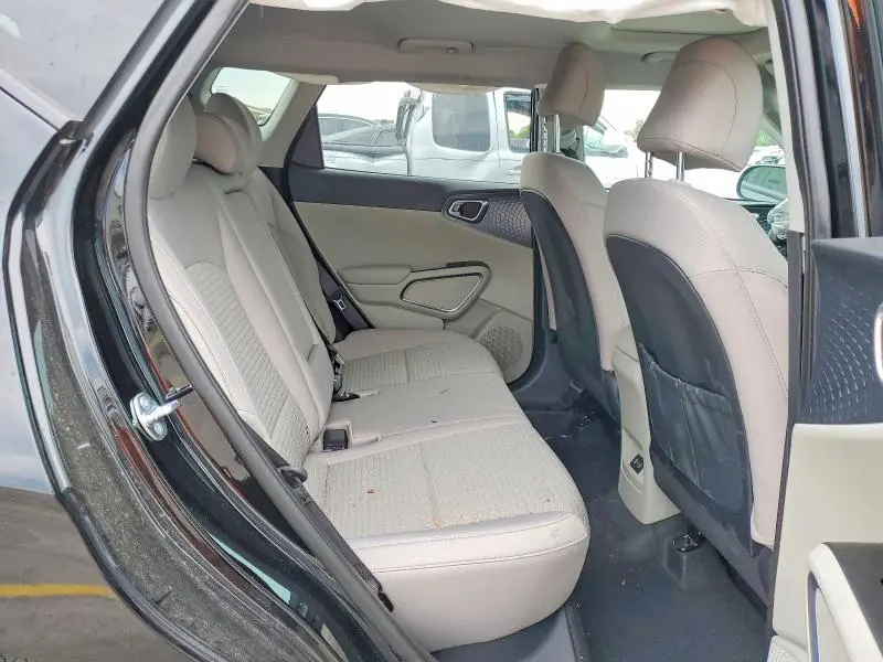 2025 KIA SOUL EX  