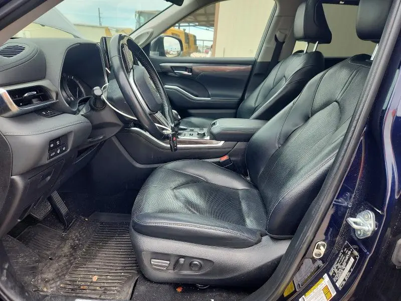 2022 TOYOTA HIGHLANDER LIMITED  