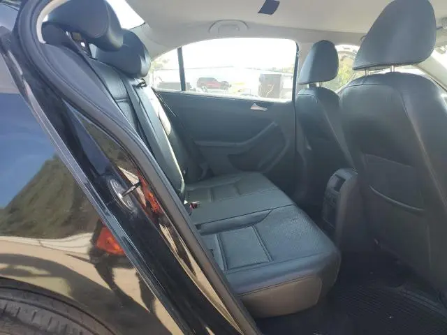 2014 VOLKSWAGEN JETTA SE  