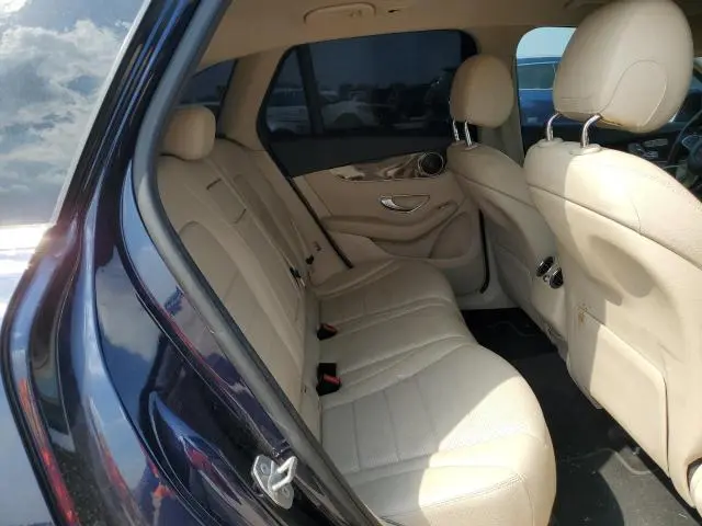 2017 MERCEDES-BENZ GLC 300  