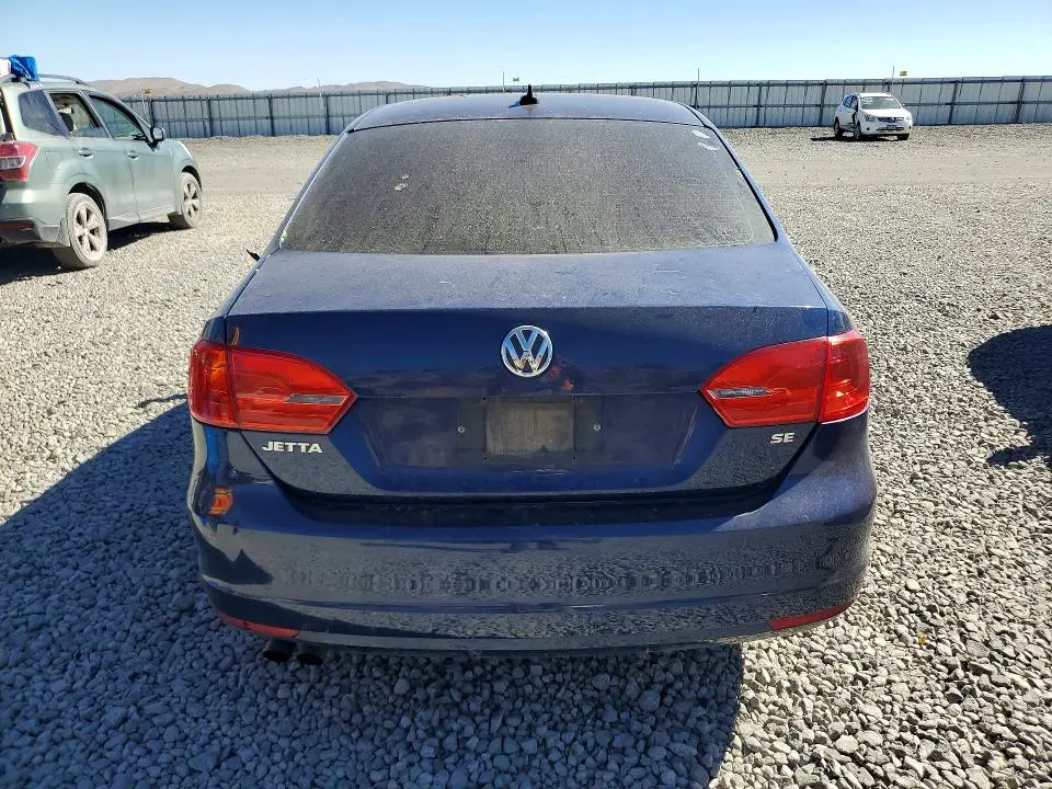 2014 VOLKSWAGEN JETTA SE  
