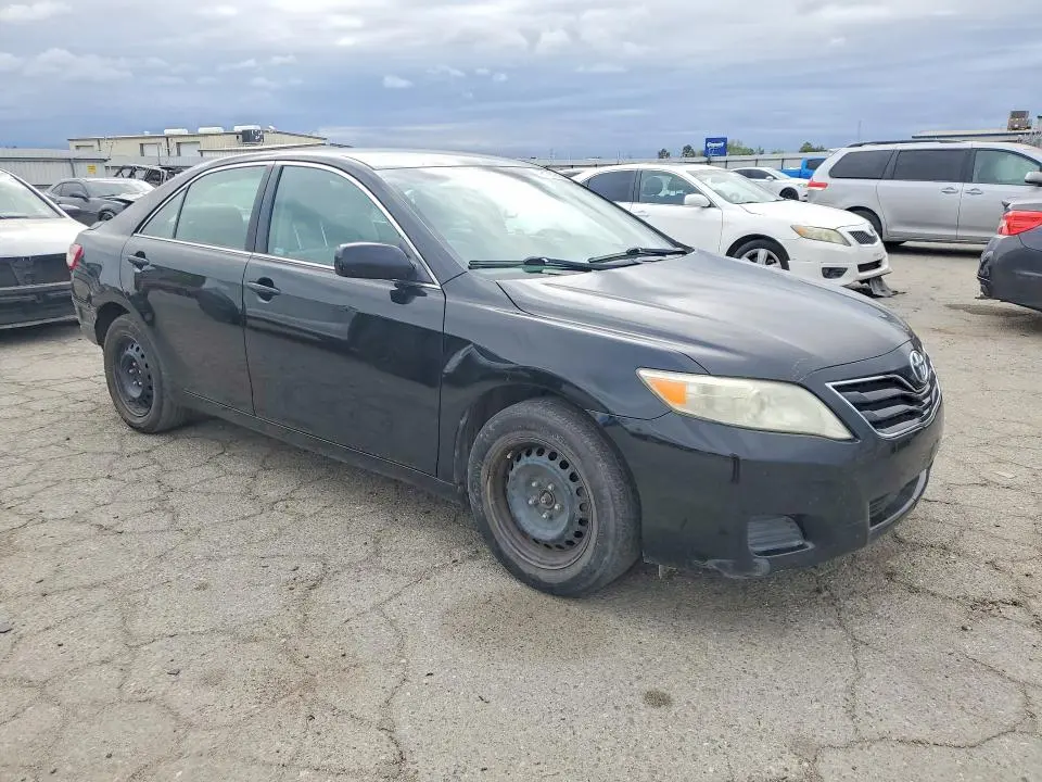 2010 TOYOTA CAMRY LE  
