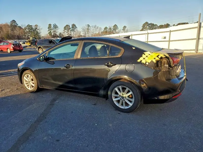 2017 KIA FORTE LX  