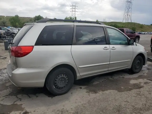 2010 TOYOTA SIENNA CE  