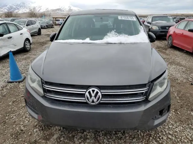 2013 VOLKSWAGEN TIGUAN S  