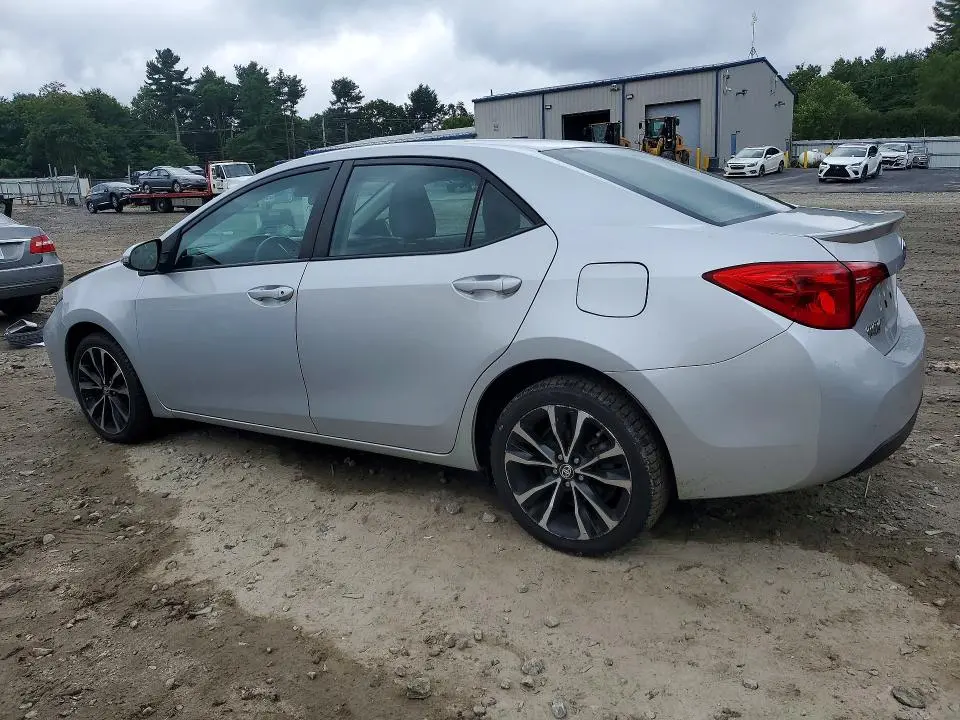 2019 TOYOTA COROLLA SE  