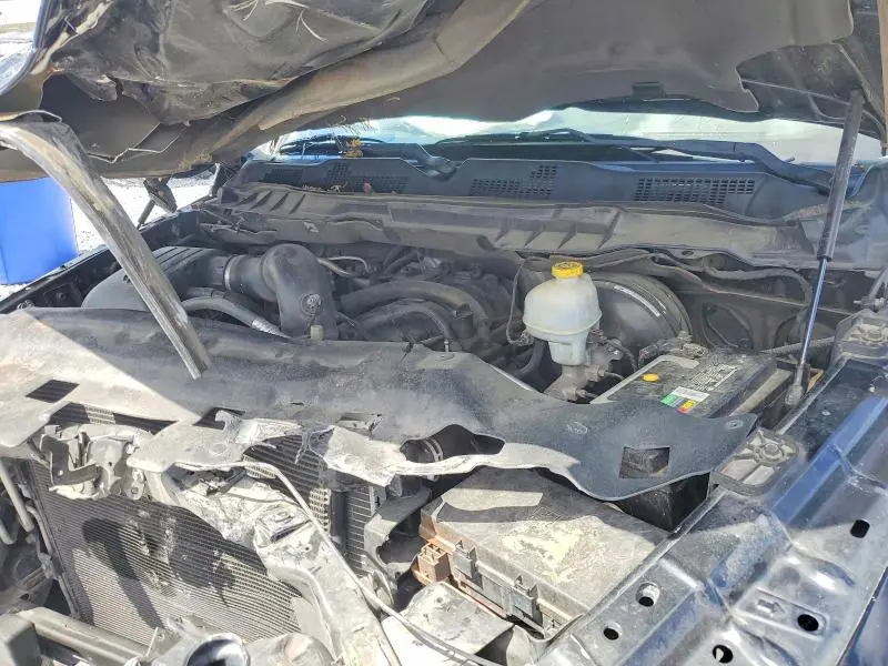 2015 RAM 1500 SLT  