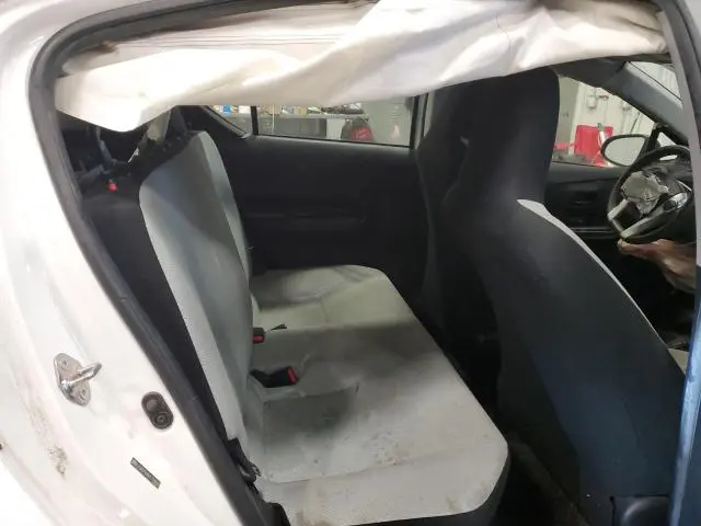 2016 TOYOTA PRIUS C   