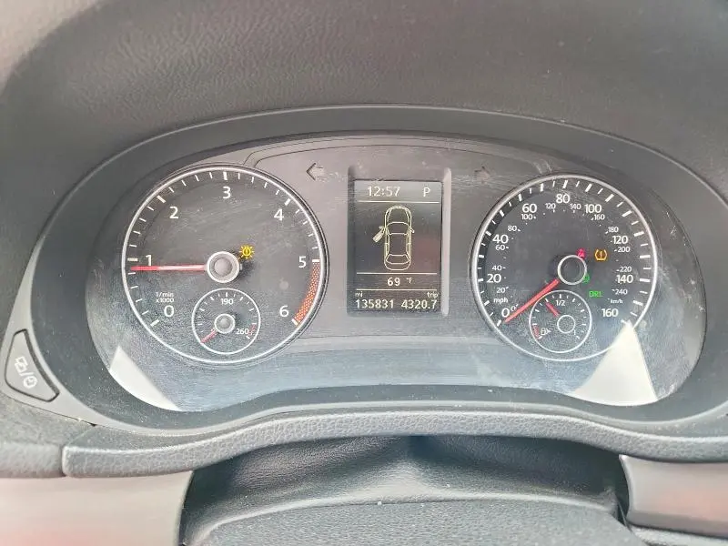 2014 VOLKSWAGEN PASSAT SE  